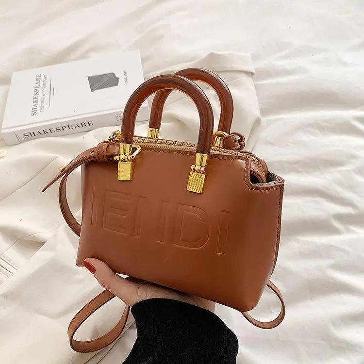 Nouveau sac Boston rétro de luxe léger, sac seau polyvalent à porter à l'épaule ou en bandoulière po
