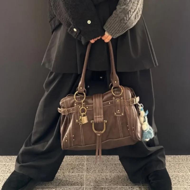 Sac à bandoulière rétro pour femme, grande capacité, sac sous le bras, sac à main de luxe avec rivet
