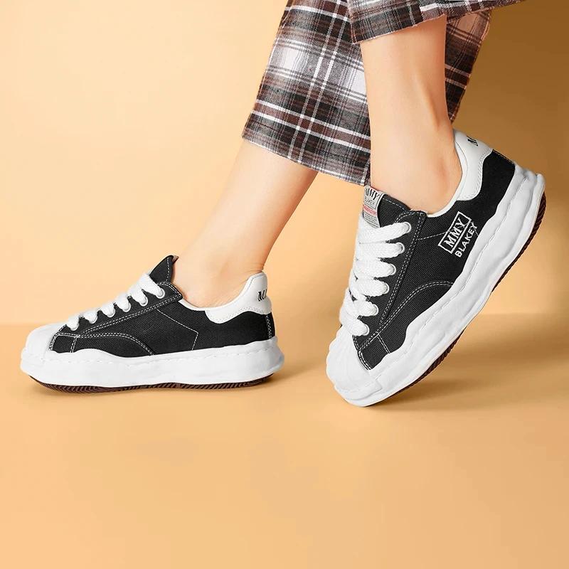 Chaussures de sport tendance à semelle épaisse, style classique, pour le voyage, baskets en toile po