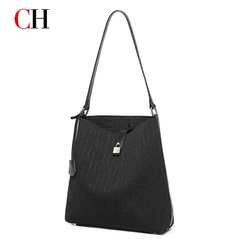 Nouveau sac hobo pour femme avec monogramme et détails de fermeture à clé, sac à bandoulière tendanc