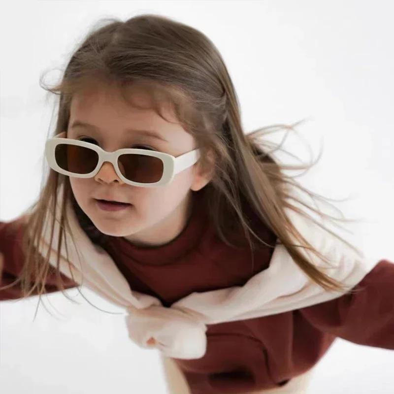 Enfants mignon Vintage givré Rectangle lunettes de soleil en plein air filles garçons doux lunettes