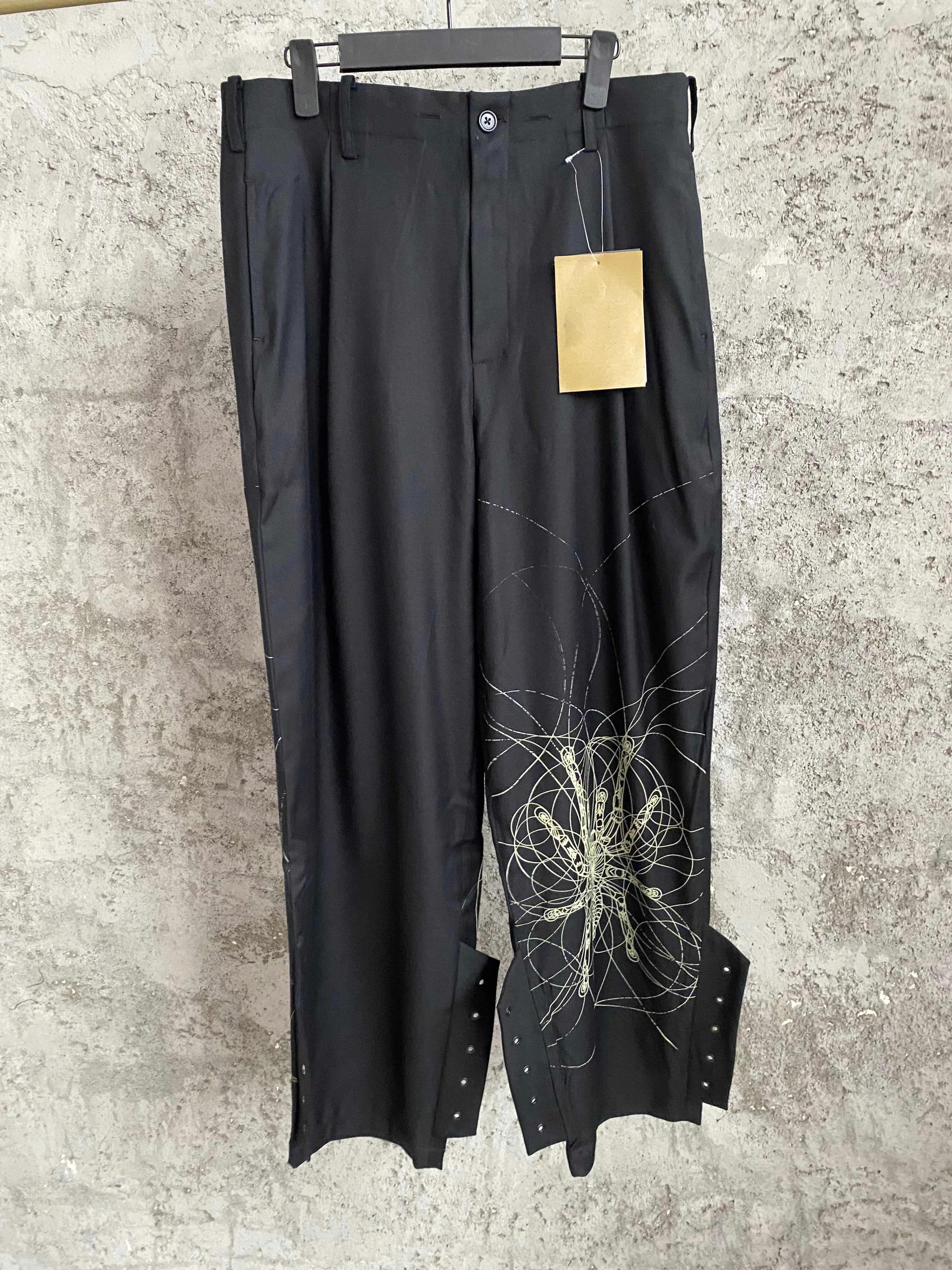 TOP-YAMAMOTO Collaboration de créateurs japonais Imprimé maison imprimé araignée Longues maigres