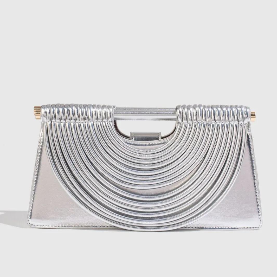 Sac à langer pour femme de grande capacité, design classique, mode parisienne, cuir élégant, minimal