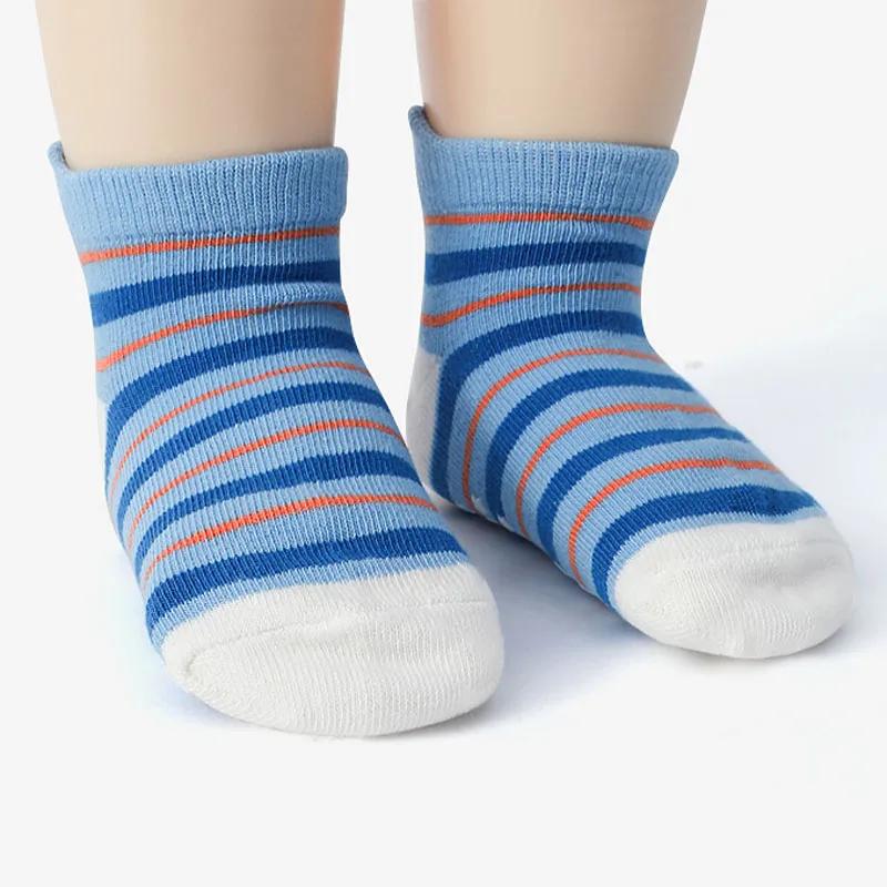 6 paires de chaussettes pour enfants, chaussettes de sol antidérapantes en coton à motif d'animaux d