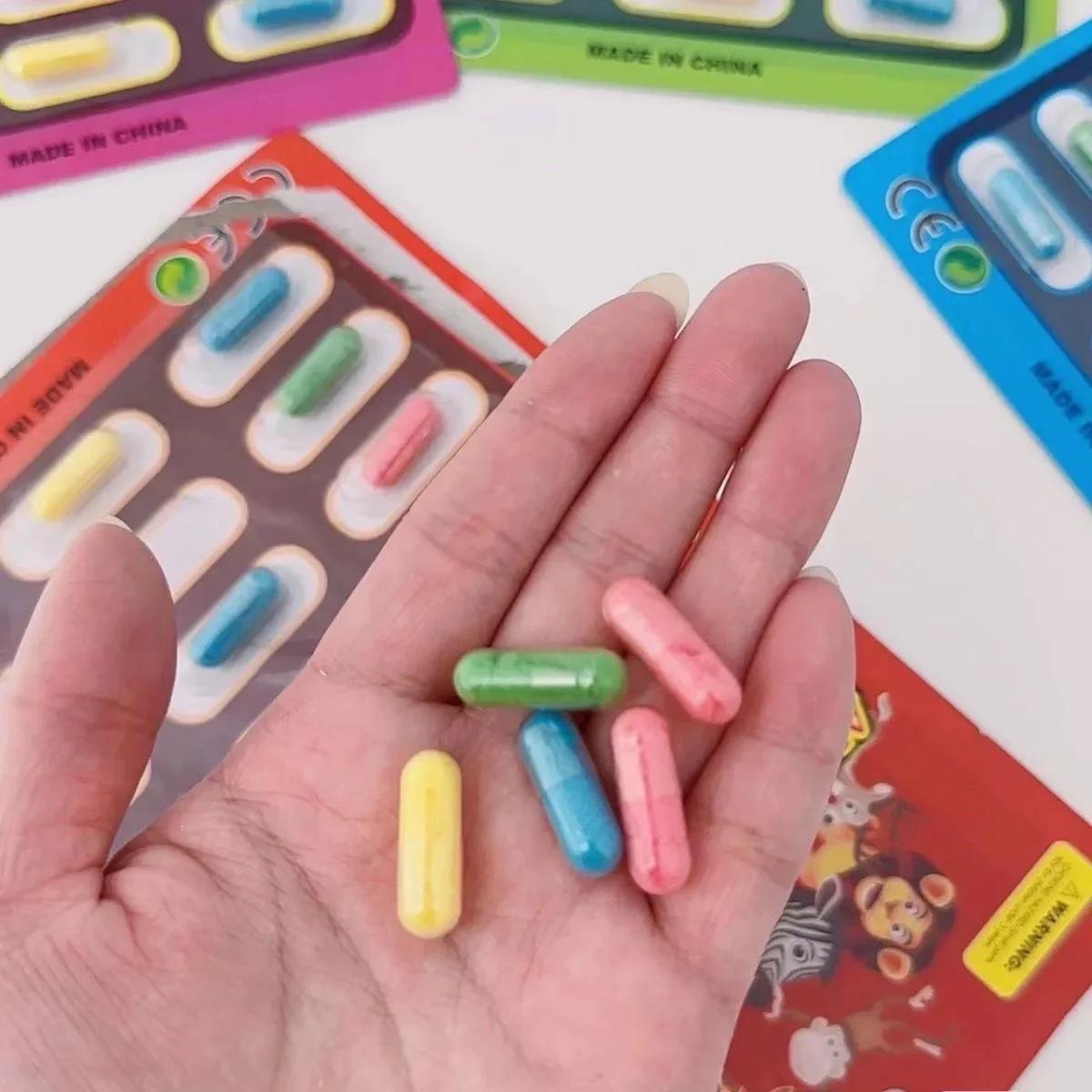 Capsule magique en caoutchouc colorée en croissance, cadeau pour bébé, licorne de noël, compagnon de