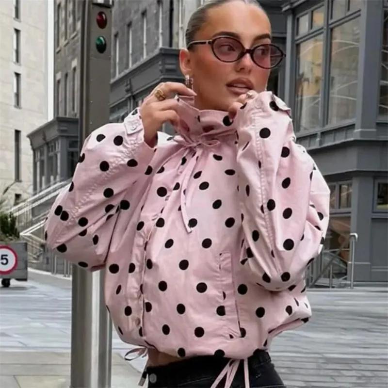 Manteau pour femme Printemps 2026 Nouveau style Rose à pois Manches longues Détail noué Simple bouto