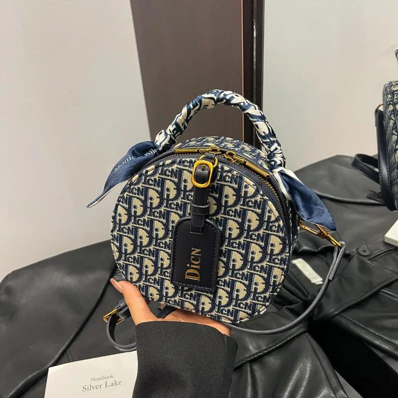 Sac à bandoulière jacquard brodé avec lettres, en soie, nouvelle collection 2025, tendance, petit sa