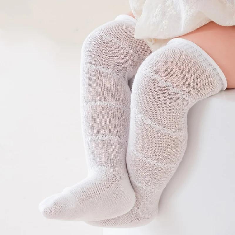 Chaussettes d'été longues ajourées pour bébé, maille respirante en coton, chaussettes hautes aux gen
