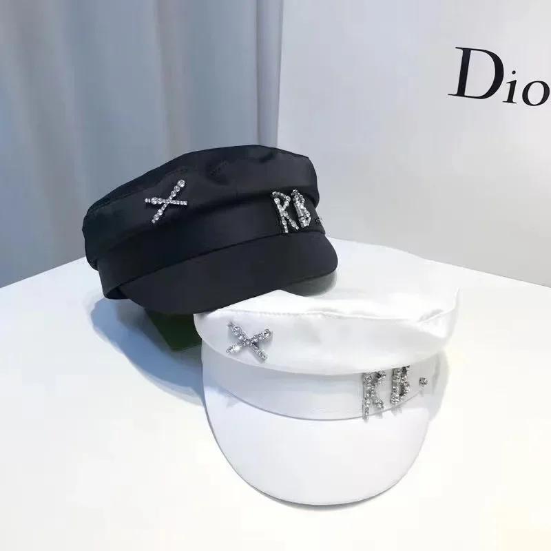 2025 RB béret femmes Version mode strass à bord court bec de canard chapeau printemps nouvelle soie