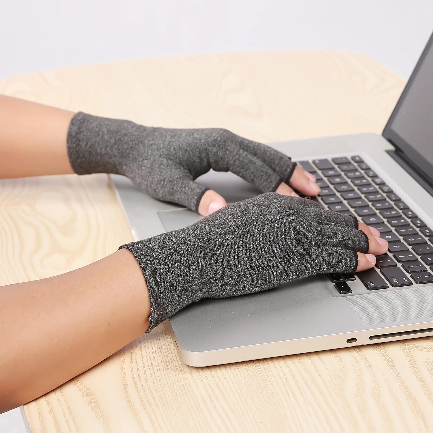 Soulager l'inconfort des mains avec 1 paire de gants de compression sans doigts