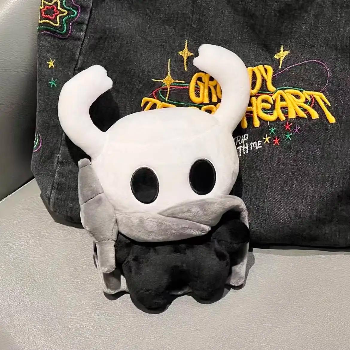 Nouveau chaud creux chevalier en peluche jeu Figure poupée en peluche doux cadeau jouets pour enfant
