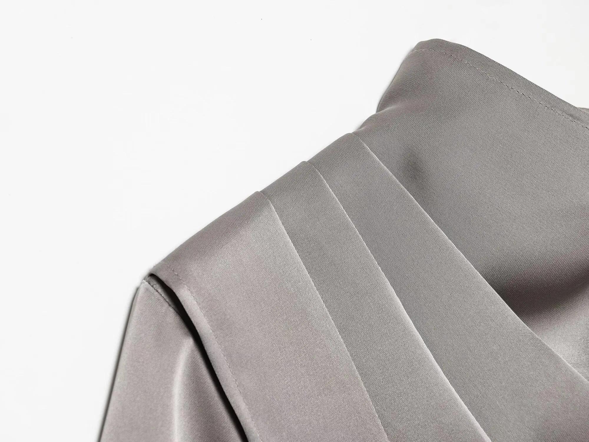 ETJ 2026 printemps nouveau femmes élégant mode châle design satin drapé haut asymétrique froissé che