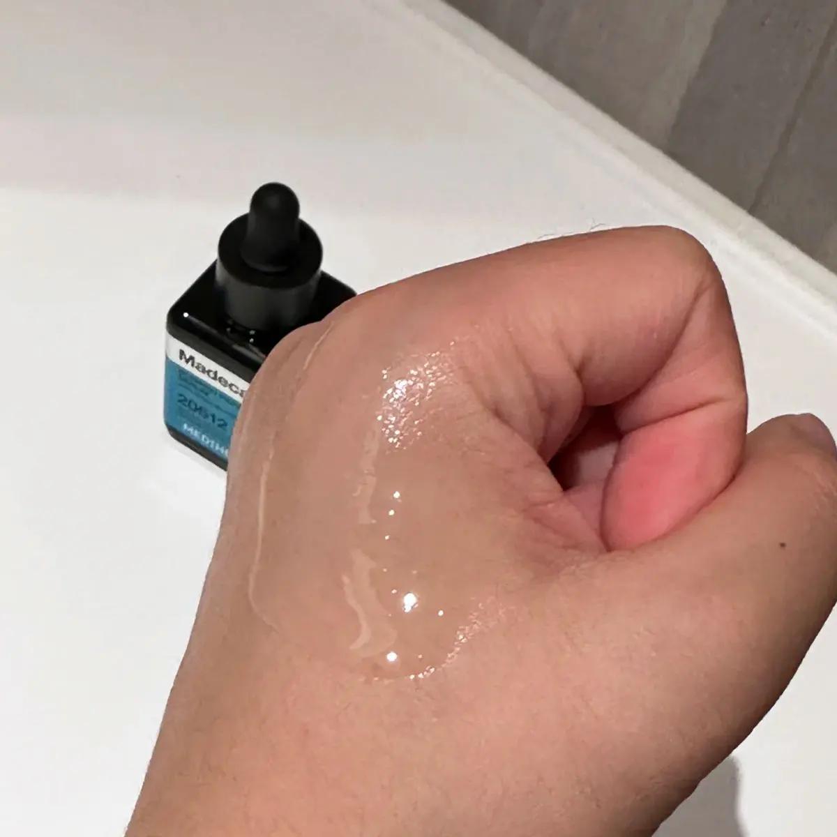 Sérum MEDIHEAL, Consistance Facilement Étirable