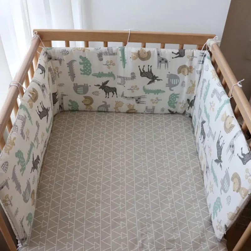 Pare-chocs de lit bébé épais et doux - Protection de berceau détachable et personnalisable pour chambre d'enfant