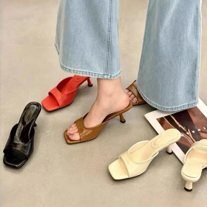 Pantoufles à talons hauts pour femmes