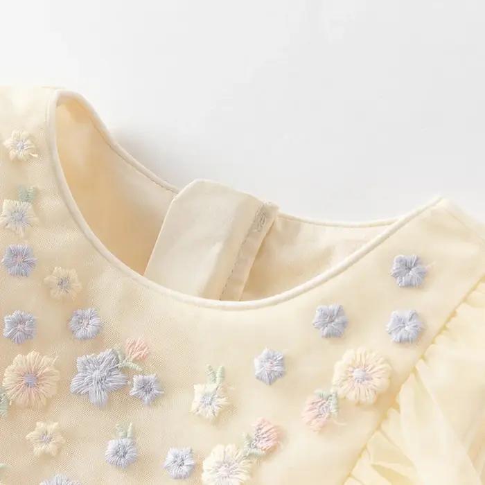 Dave Bella été filles bébé princesse robe charme élégant mignon maille brodé robe florale fête douce