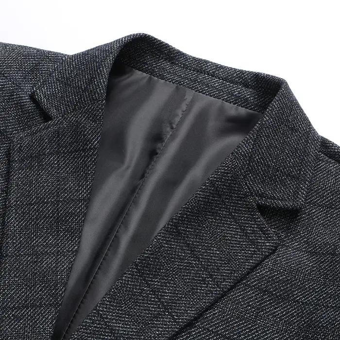 Le nouveau blazer classique rayé, style business casual, avec poches, convient à un usage quotidien