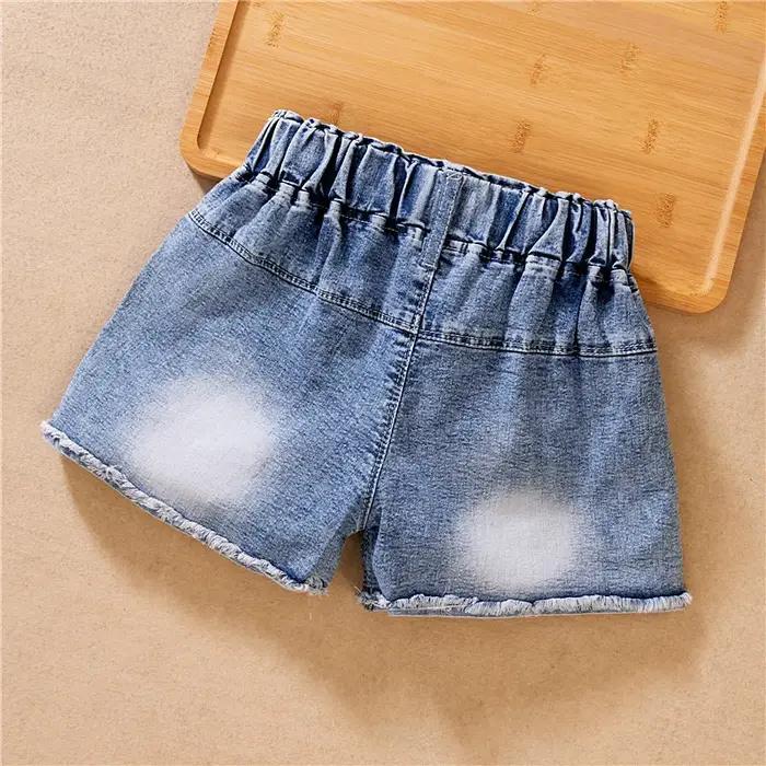 Short en denim décontracté pour bébé fille été pantalon court vêtements enfants tendance confortable pour les activités de plein air et les sorties familiales