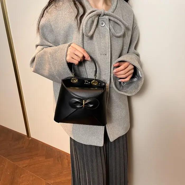 Sacs à langer chics et élégants pour femmes, sac à bandoulière classique minimaliste, sac de navette