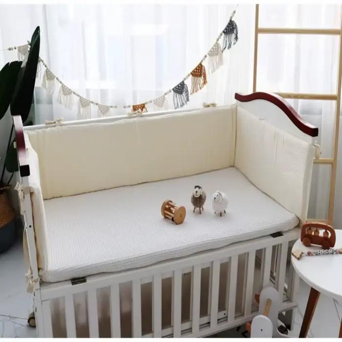 Ensemble de pare-chocs de berceau de bébé lavable en coton gaufré une pièce pour les nouveau-nés pou