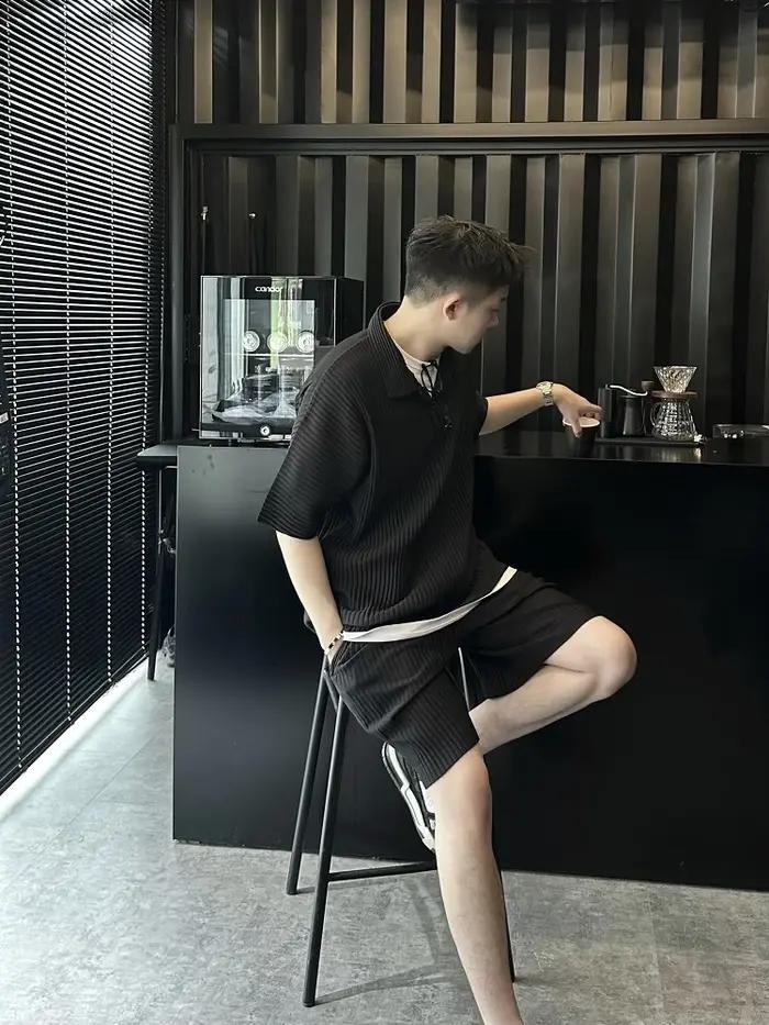 Polo plissé japonais Miyake pour homme, décontracté, ample, col à revers, manches courtes, haut quot