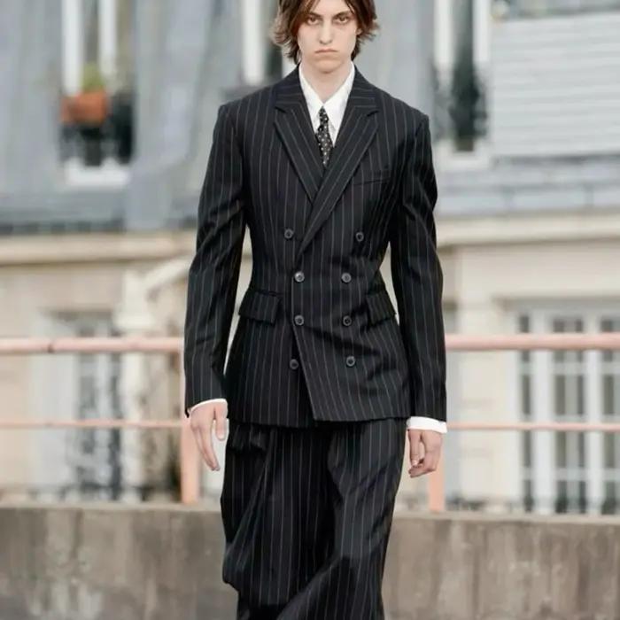 Costume ajusté à rayures noires pour hommes, ensemble 2 pièces veste et pantalon, revers cranté, Dou