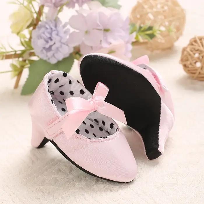 Chaussures à talons hauts pour nouveau-né fille design princesse avec nœud pour célébrations et photos mémorables premiers anniversaires et communions