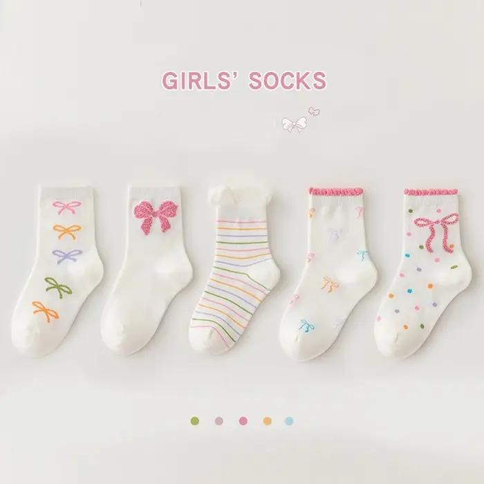 Chaussettes mi-mollet en coton peigné avec nœuds papillon pour enfants filles confortables et respirantes pour occasions spéciales