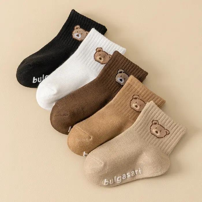5 paires de chaussettes antidérapantes pour enfants, chaussettes unisexes pour bébé, toutes saisons,