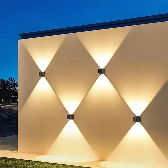 Lumières extérieures applique murale solaire éclairage extérieur haut-bas lampe à LED lampes de lava