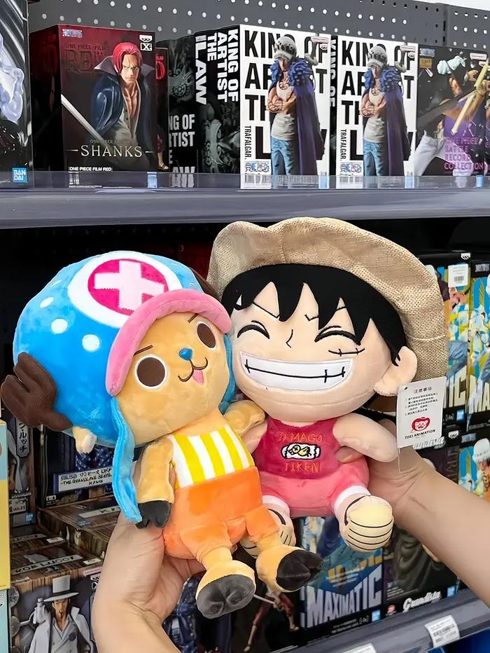 Jouets en peluche anime japonais Luffy Chopper Zoro personnages mignons cadeaux d'anniversaire Noël occasions spéciales enfants adolescents