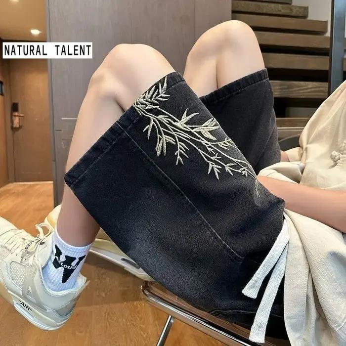Shorts en jean brodés style chinois rétro délavé pour homme, nouvelle collection été 2026, coupe amp