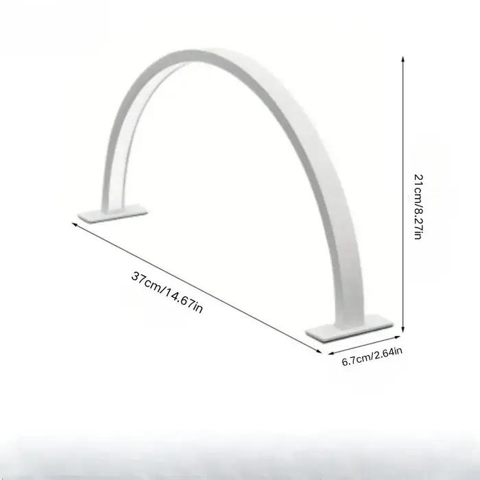 La lampe à ongles en forme de croissant (1 pièce) a une luminosité et une température de couleur rég