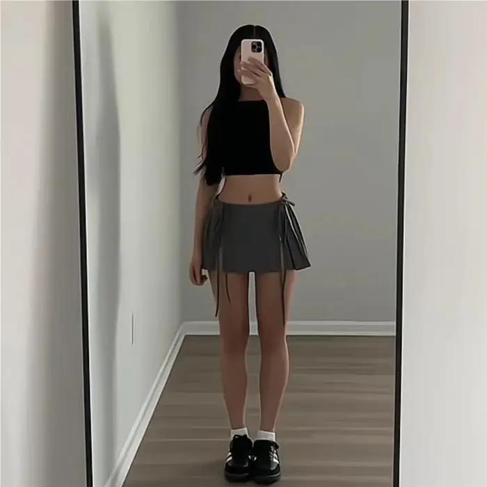 Mini jupe plissée taille haute pour femmes, vêtements de créateurs, fermeture éclair blanche, mode K