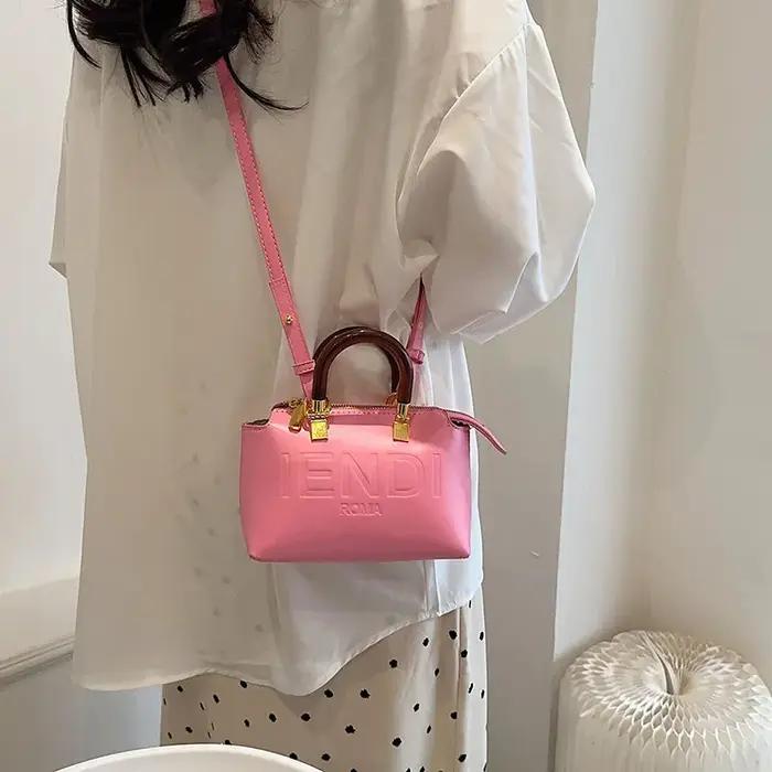 Nouveau sac Boston rétro de luxe léger, sac seau polyvalent à porter à l'épaule ou en bandoulière po