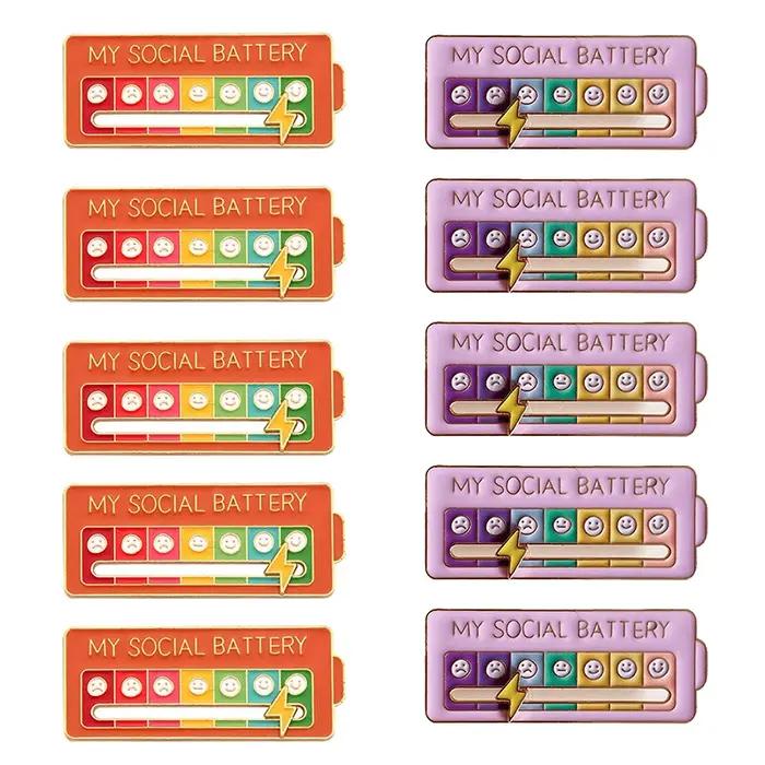Lot de 10 badges d'expression faciale variés pour femmes, broches énergétiques pour l'humeur, saison