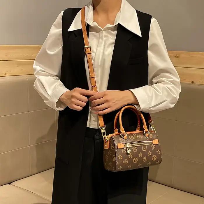 Sac à langer élégant en cuir, design classique, sac bandoulière décontracté pour femme, grande capac