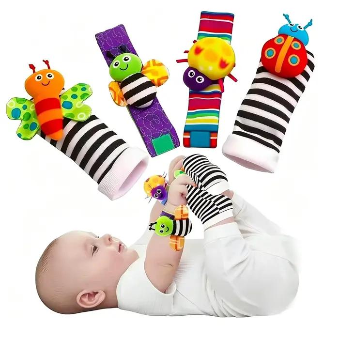 Hochets en peluche mignons pour bébé 0 à 24 mois hochets de poignet chaussettes de recherche de pieds cadeau pour nouveau-né garçon fille occasions spéciales