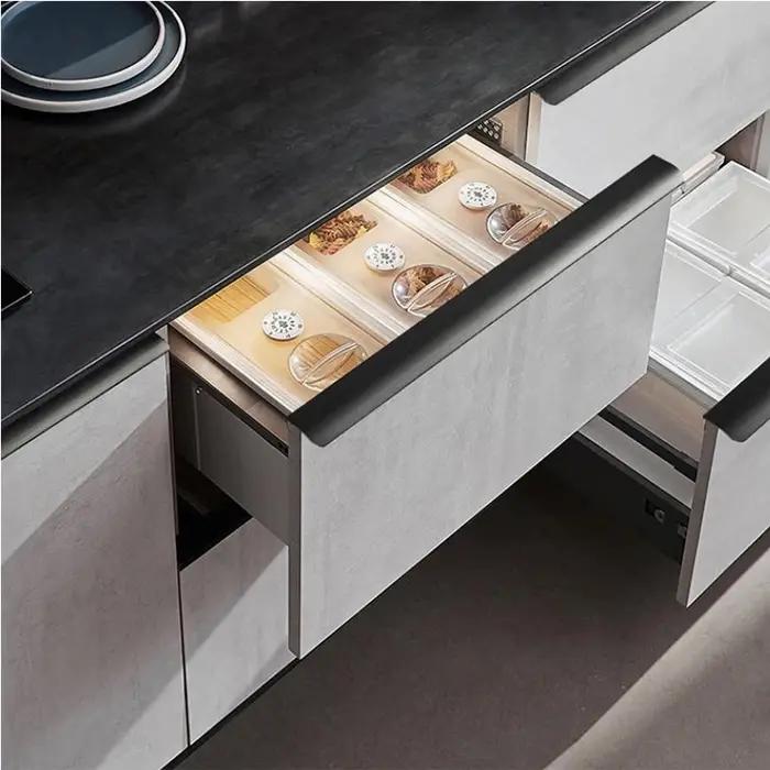 Poignée de porte de garde-robe en alliage d'aluminium design arc circulaire non perforé longue poignée invisible scellage des bords armoire poignée cachée occasions spéciales dressing élégant