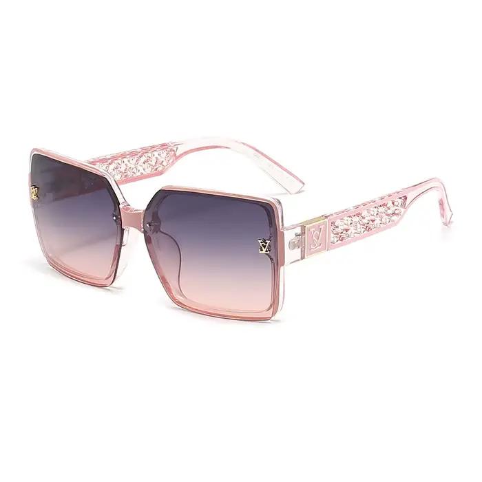 Nouvelle boîte de mode de luxe lunettes de soleil dames lunettes de soleil pare-soleil haute sens
