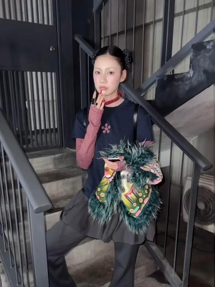Tonngirls Harajuku Patchwork T-shirt femmes à manches longues rayé faux deux pièces hauts Streetwear