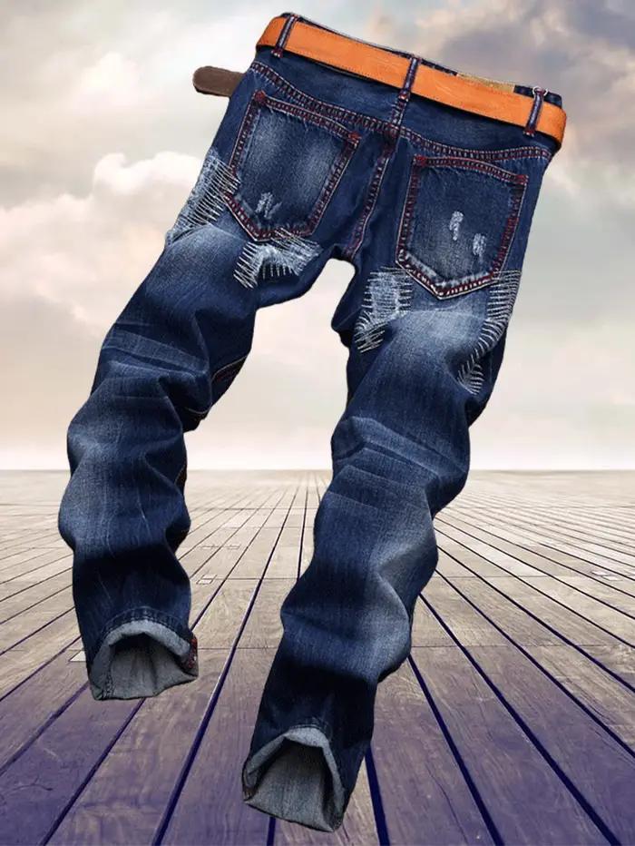 Tendance des jeunes américains pour fabriquer des jeans droits des vieux hommes