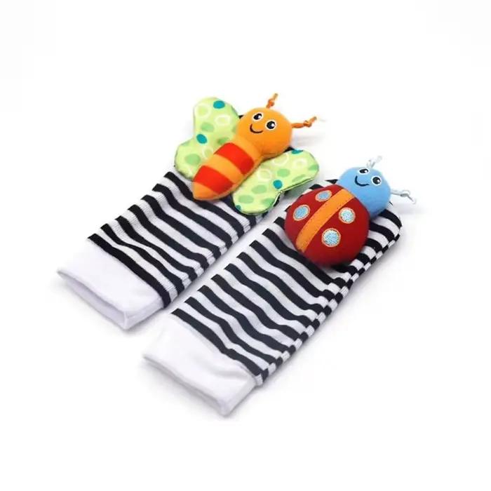 Hochets en peluche mignons pour bébé 0 à 24 mois hochets de poignet chaussettes de recherche de pieds cadeau pour nouveau-né garçon fille occasions spéciales