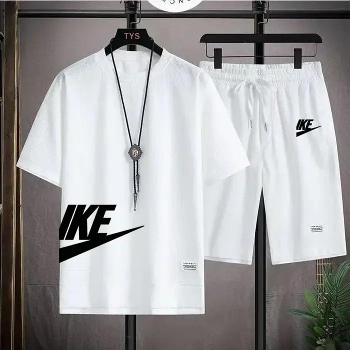 Vente chaude d'été hommes décontracté à manches courtes T-shirt shorts ensemble de sport en plein ai