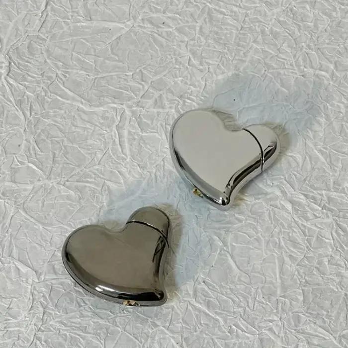 Briquet gonflable en alliage métallique forme d'amour design personnalisé élégant pour homme femme cadeau romantique occasions spéciales