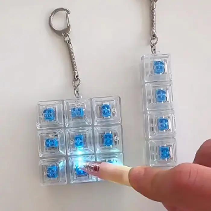 Jouets anti-stress pour clavier, capuchons de touches en cristal LED, porte-clés, gadget pour les do