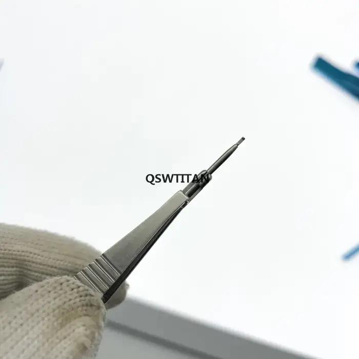 Nouveau poinçon de trabéculectomie en titane/acier inoxydable ou instruments chirurgicaux ophtalmiqu