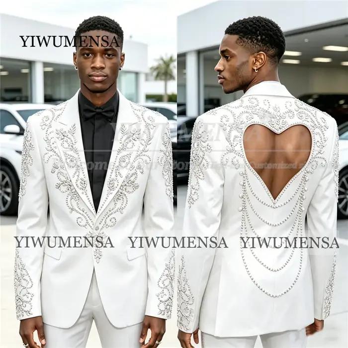 Costume de mariage rouge exclusif pour le marié, blazer dos nu orné de perles et de strass, ensemble
