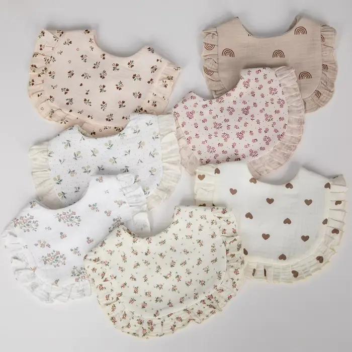 Bavoirs pour bébé imprimés de fleurs, serviette de salive réglable, bord à volants, mousseline de co