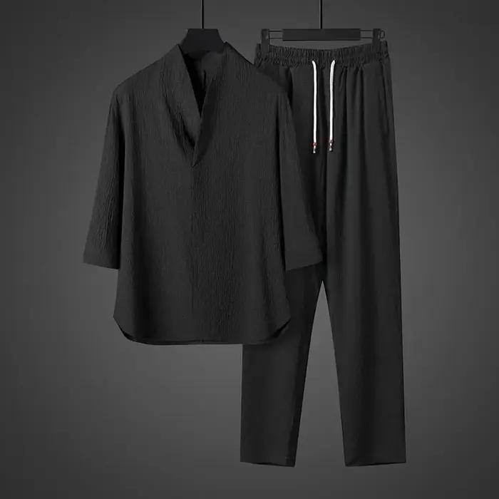 Ensemble Homme Printemps-Été Léger Deux Pièces en Soie Glacée : Haut Boutonné à Col en V et Manches